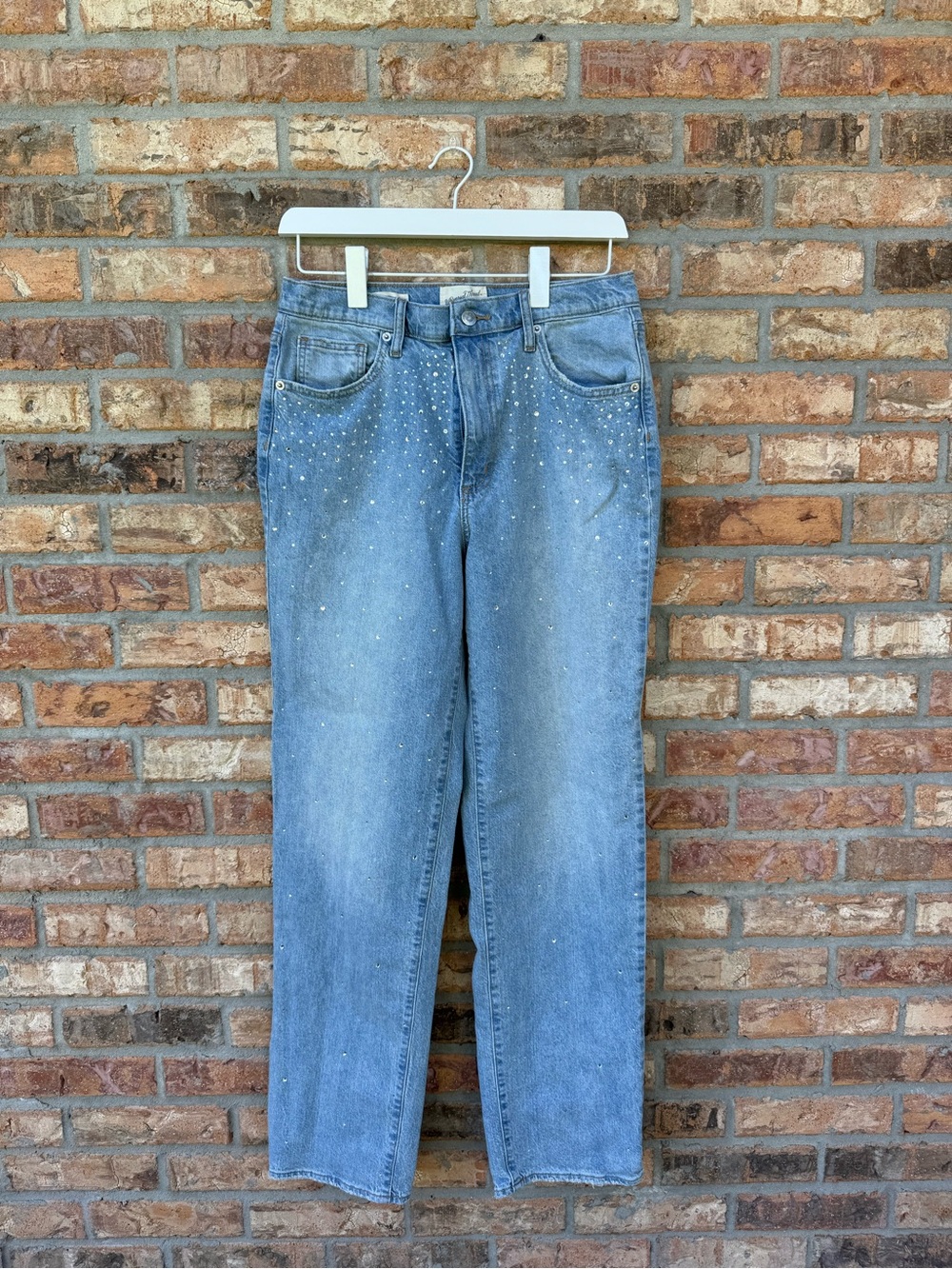 Universal Thread Light Blue Straight-Leg Jeans with Stud Accents
